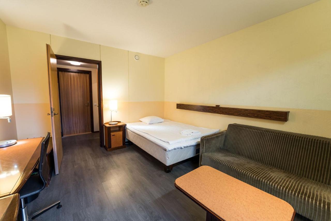 Budget Hotel ראהה מראה חיצוני תמונה