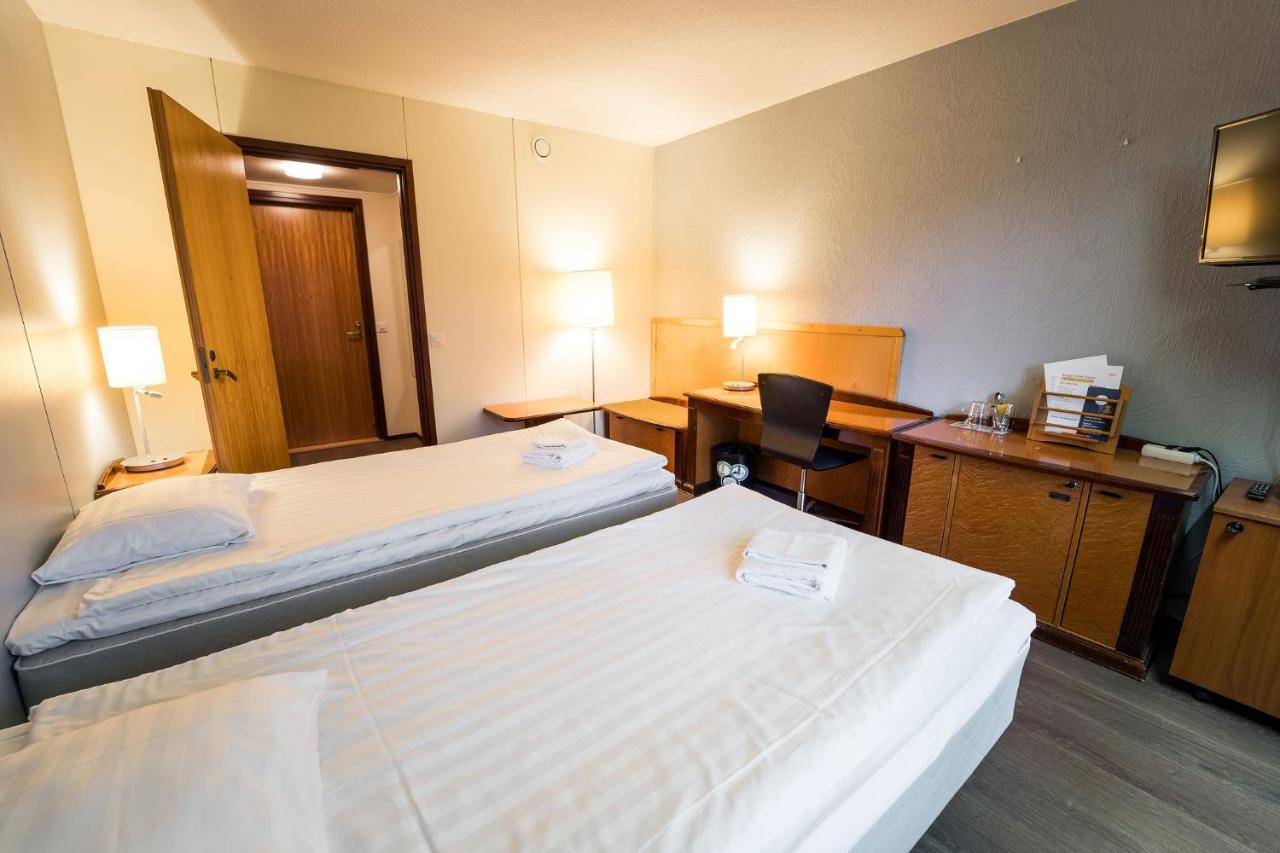 Budget Hotel ראהה מראה חיצוני תמונה