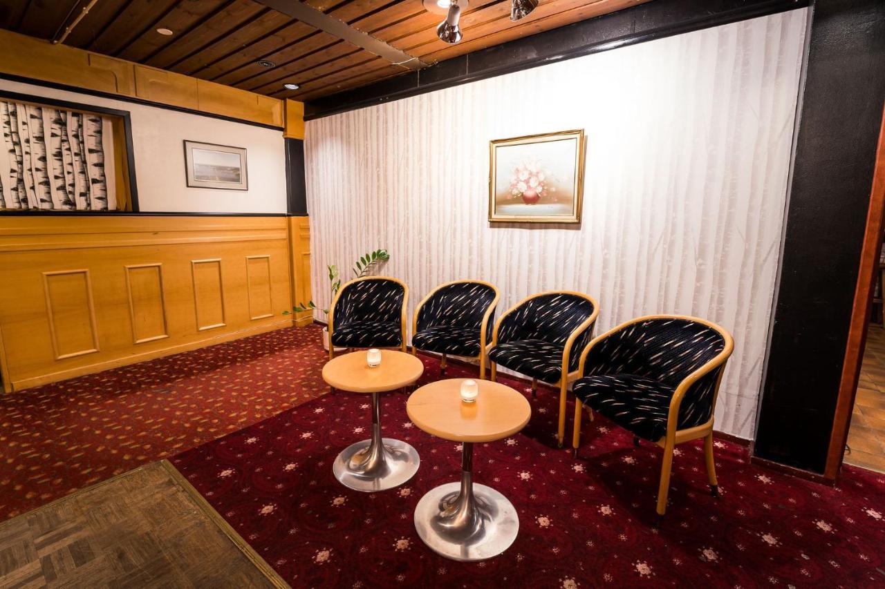 Budget Hotel ראהה מראה חיצוני תמונה