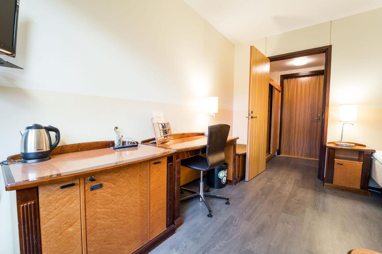Budget Hotel ראהה מראה חיצוני תמונה