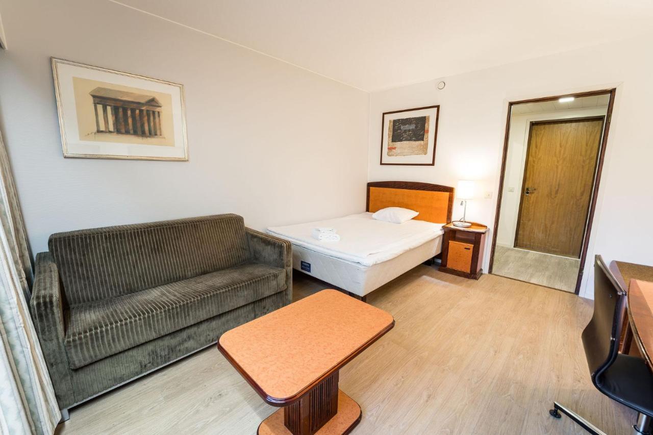 Budget Hotel ראהה מראה חיצוני תמונה